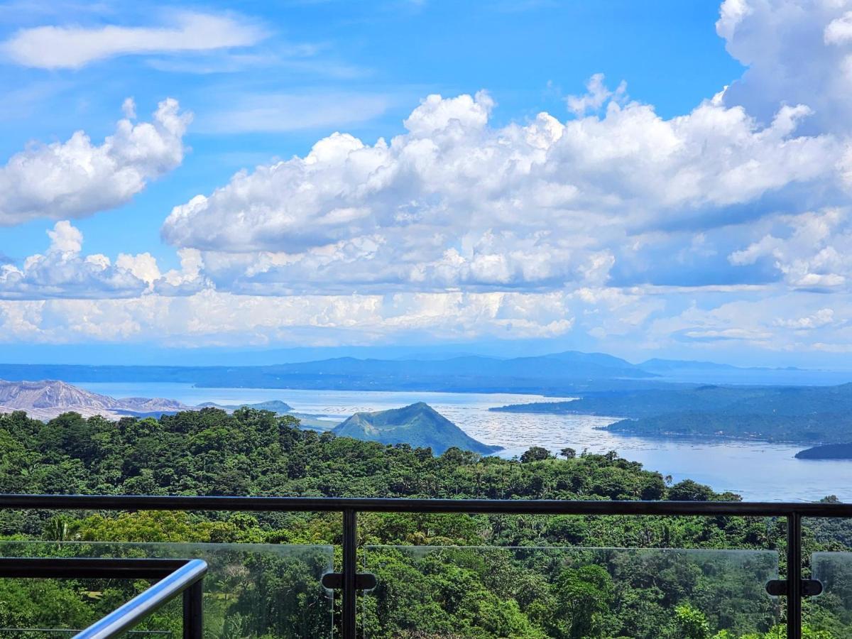 Отель Casa Noah Тагайтай Экстерьер фото