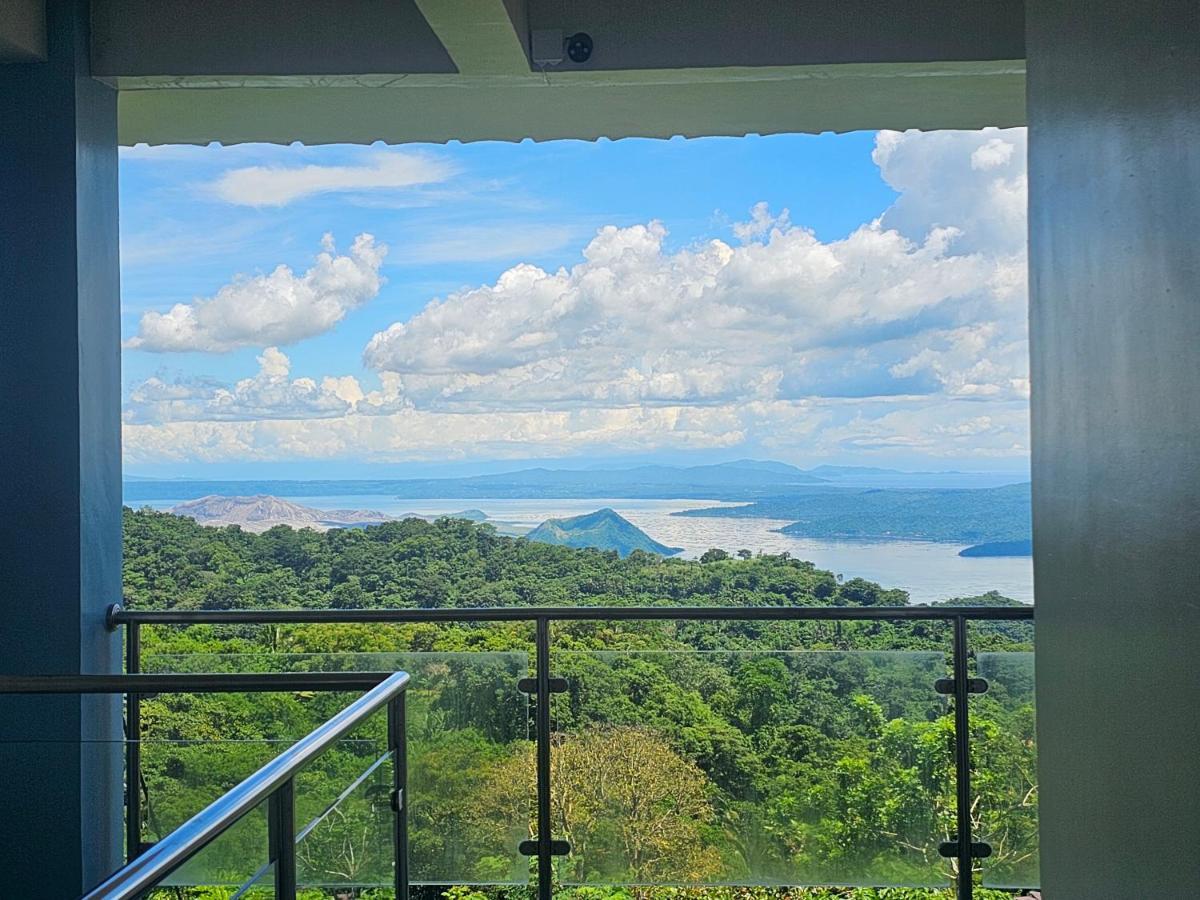 Отель Casa Noah Тагайтай Экстерьер фото
